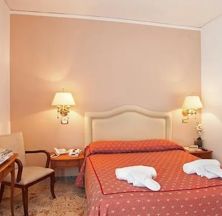 Caruso 4* מסה לוברנסה