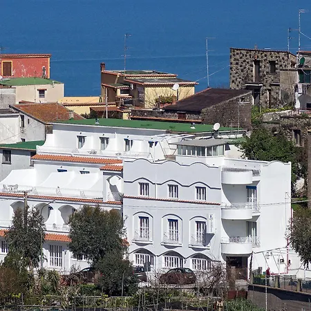 Caruso 4* מסה לוברנסה