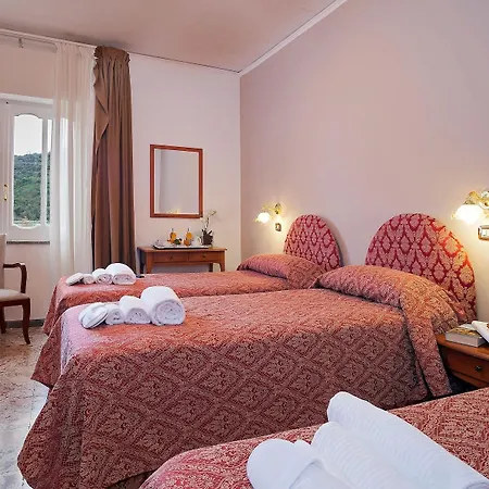 Hotel Caruso 4*