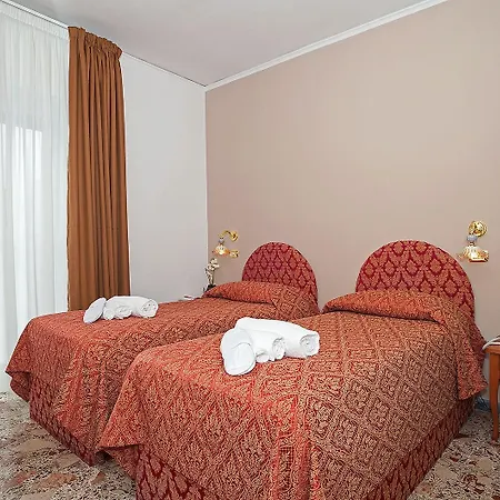 Hotel Caruso 4*