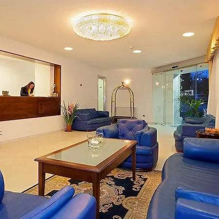 Caruso Hotel 4*