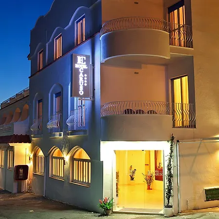 Caruso Hotel 4*