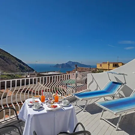 Caruso Hotel